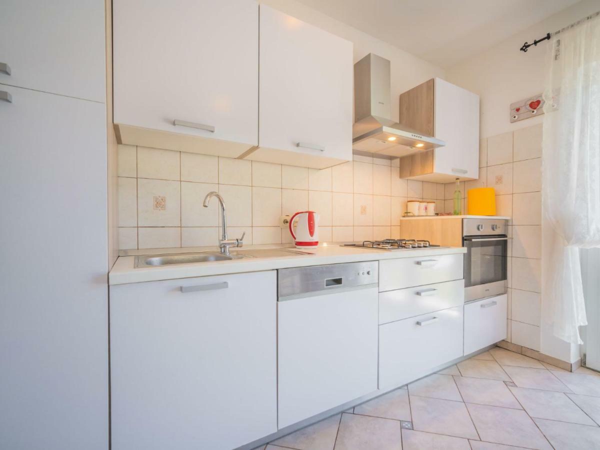 Holiday Home Ivona By Interhome Drivenik Екстер'єр фото